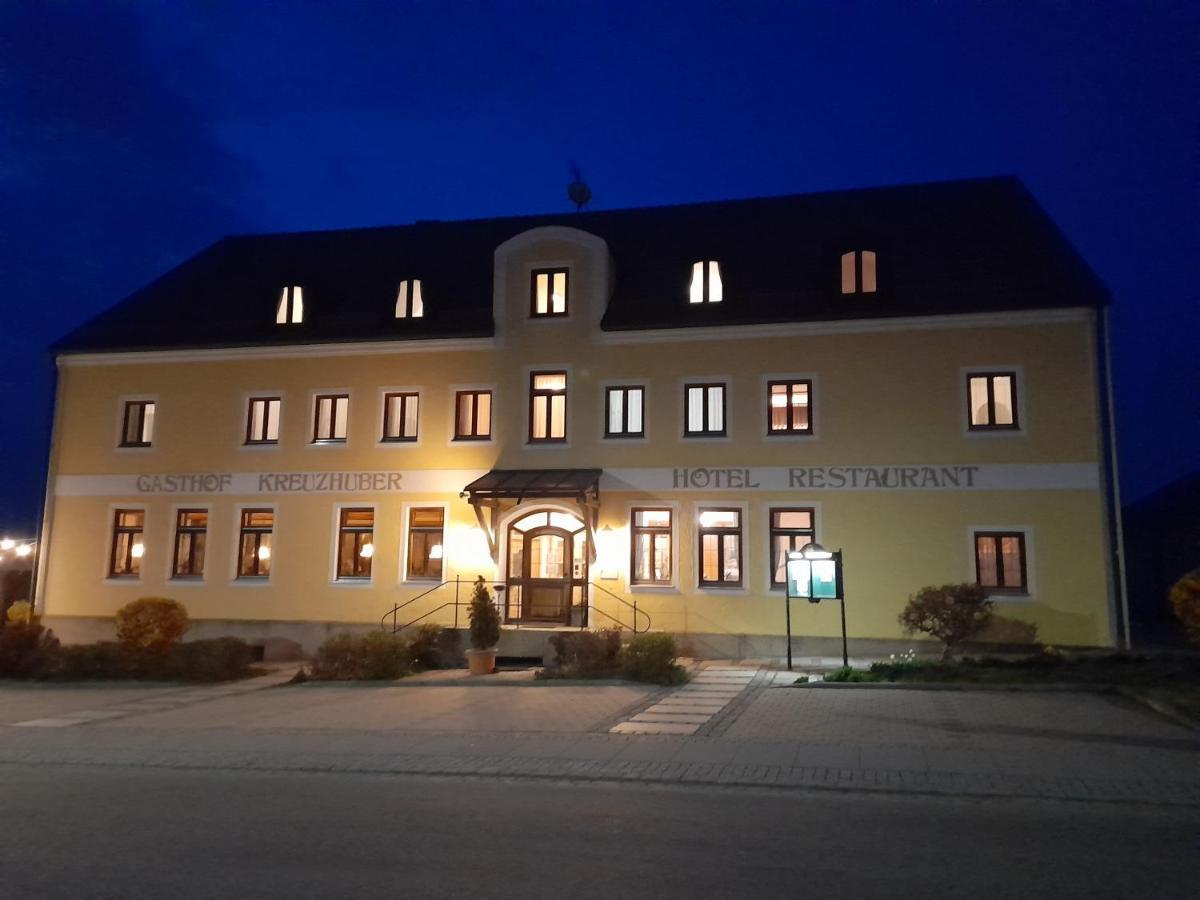 Hotel-Restaurant Kreuzhuber Neuburg am Inn Екстер'єр фото